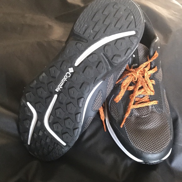 Columbia shoes - Picture 2 of 5